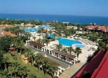 فندق Swandor & كمر